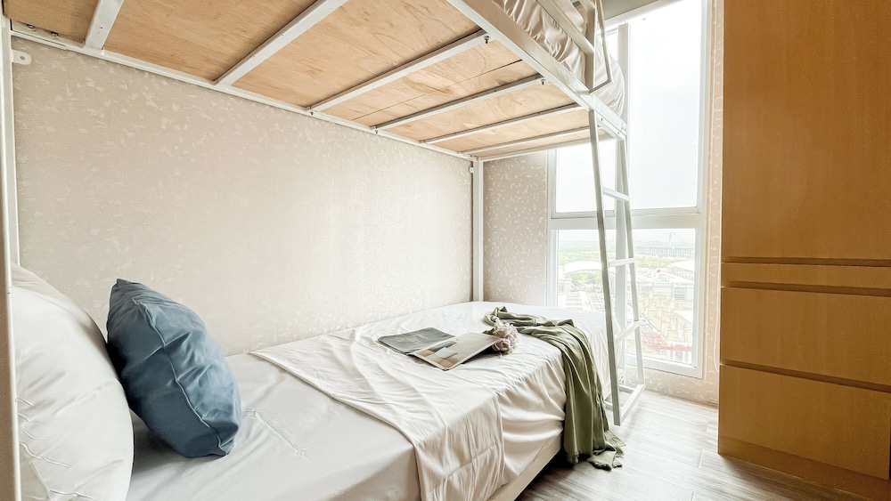 Minimalist Wooden Tone 2Br At Tokyo Riverside Pik 2 Apartment