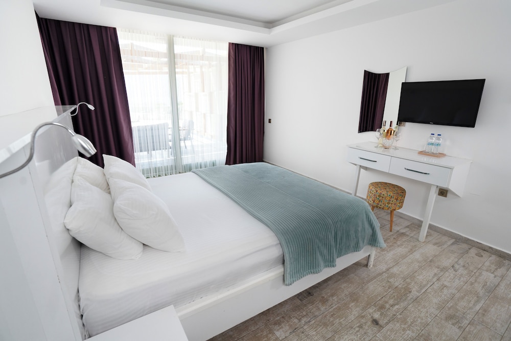 Greenbeach Otel - Image 5
