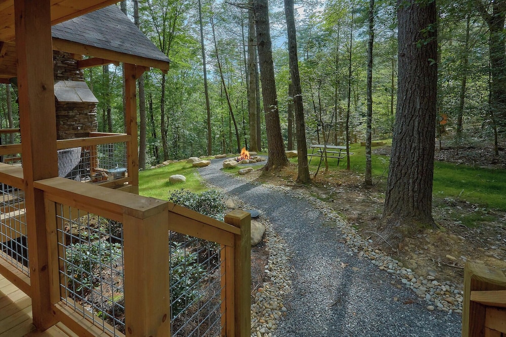 Adventure Lodge