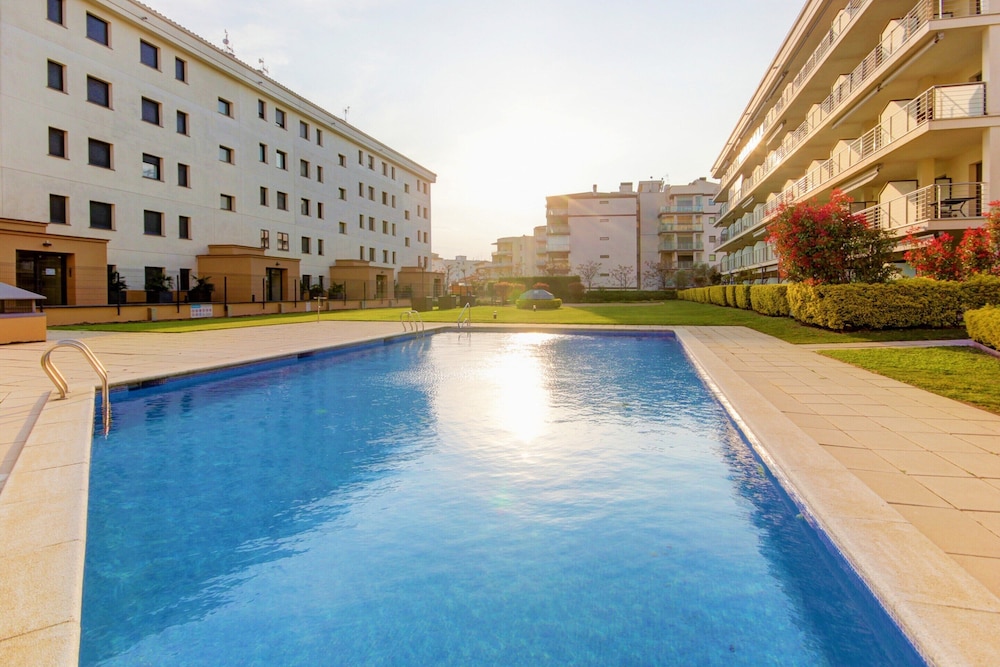 Apartment in Roses Near Sandy Beach