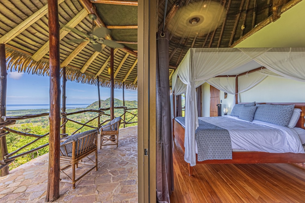 Authentic Jungle Ocean Escape by Pura Villas