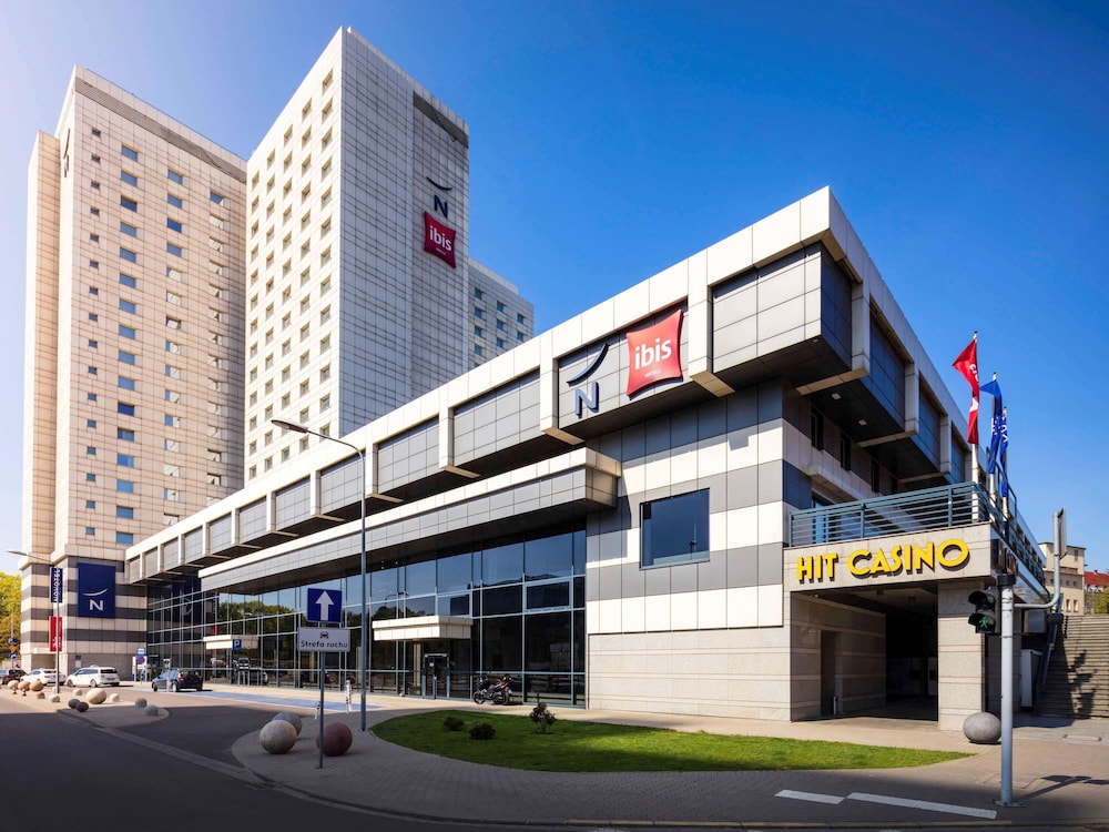 Hotel ibis Poznan Centrum - Image 1