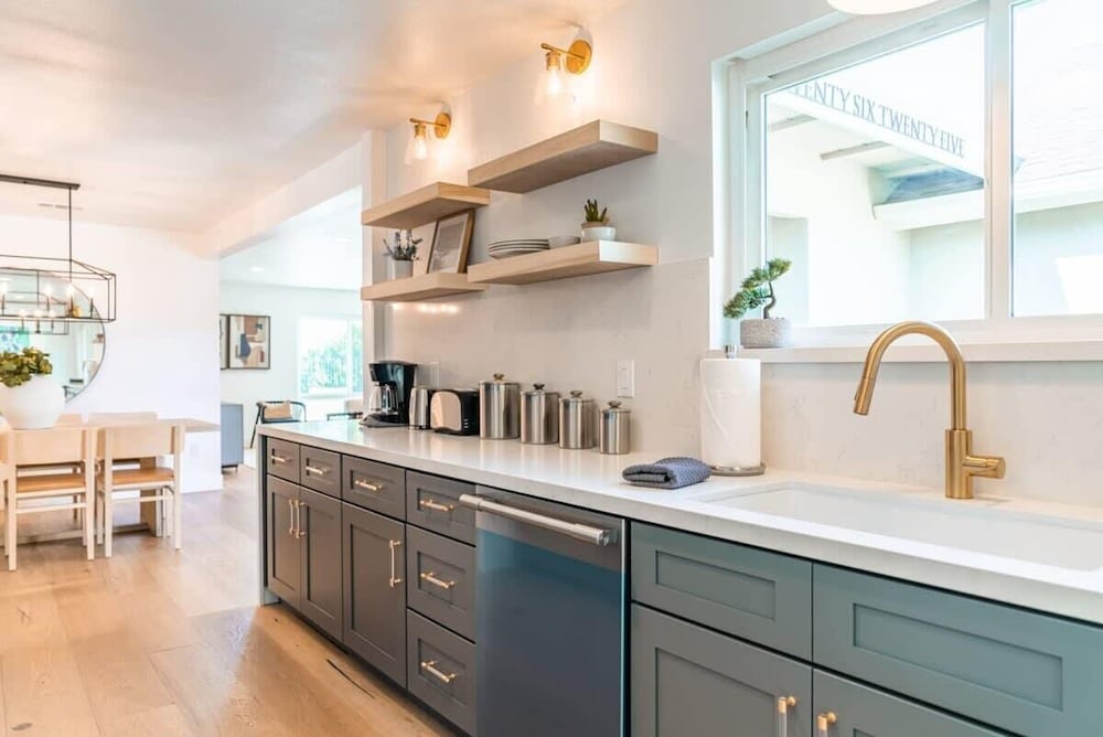@ Marbella Lane - Cozy Modern Home w/ Relaxing Design & Pool