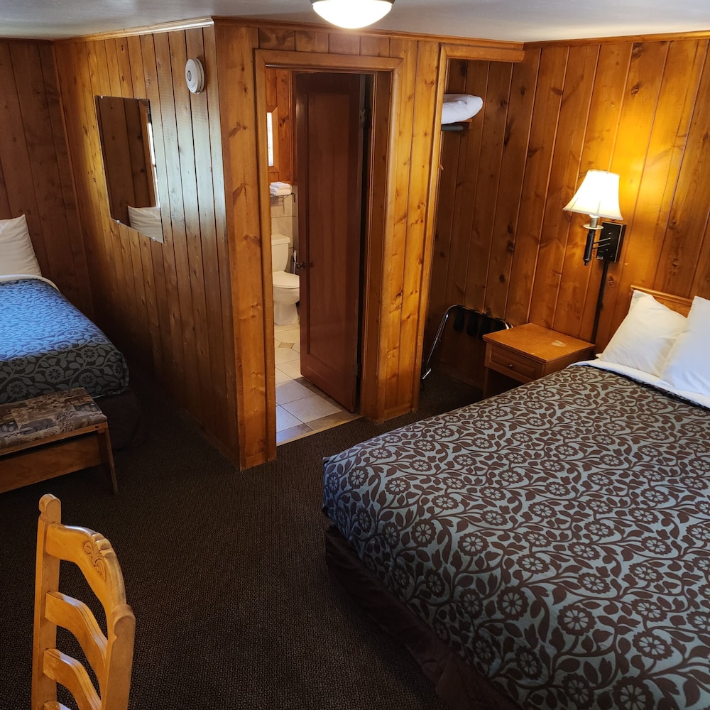 Canyon Motel - Property Image 39