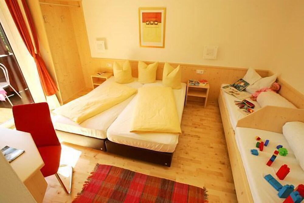 Photo 7