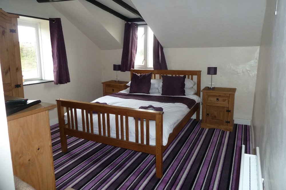 Mid Wales Inn