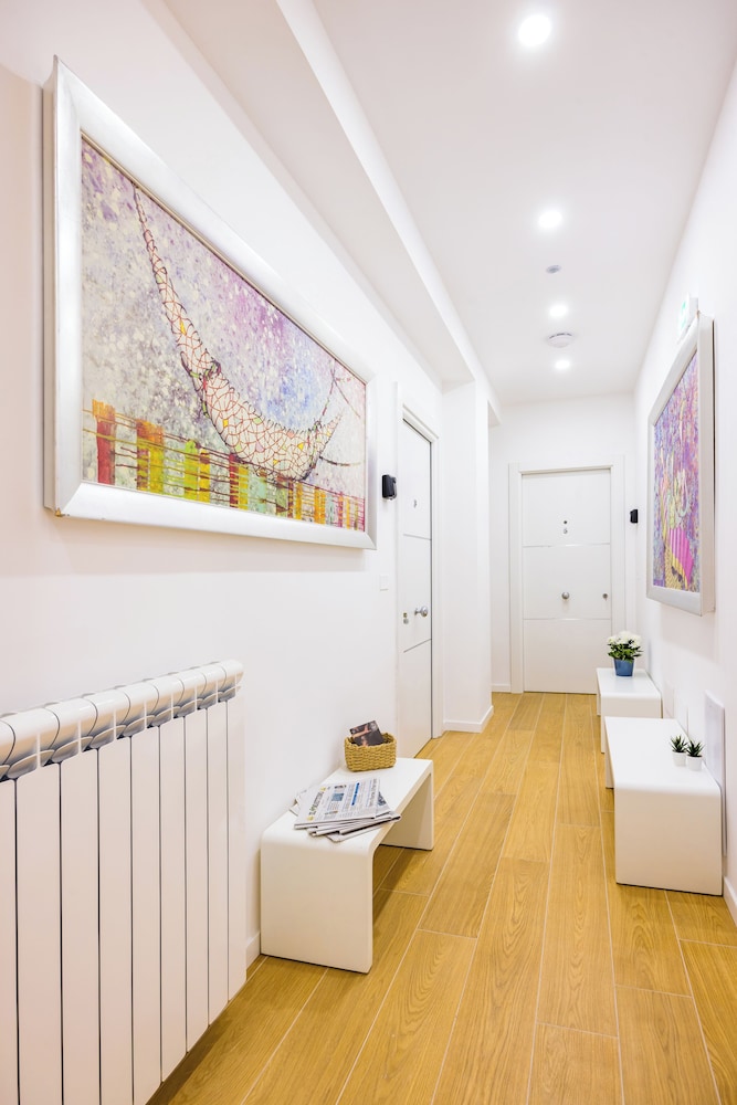Carlo III guest house