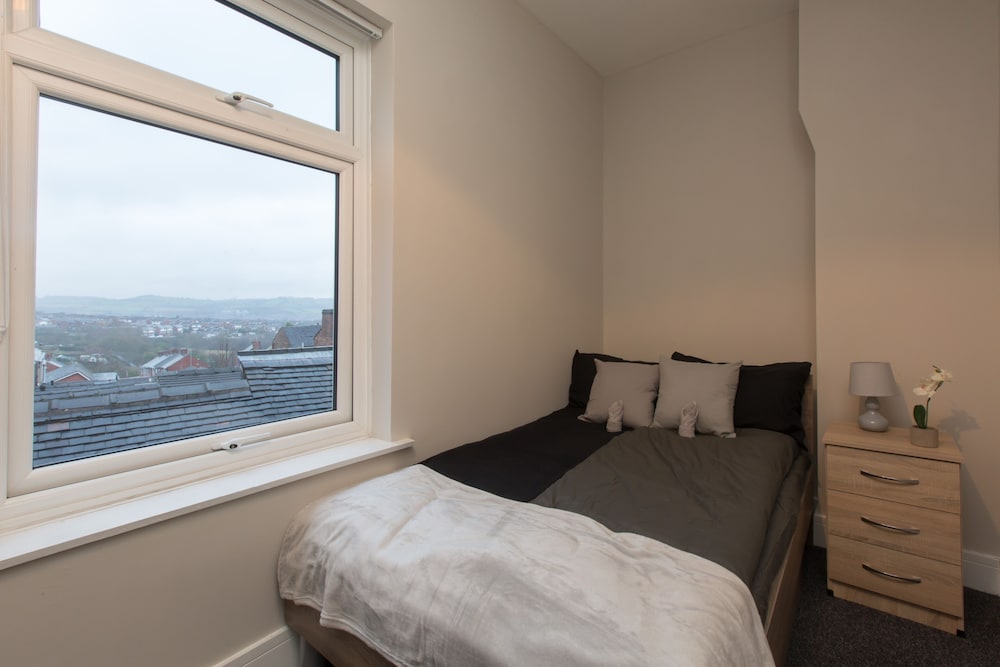 Stoke-on-trent Vacations - Townhouse  Rose Street Stoke - Property Image 17