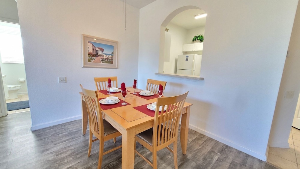 Wp2300si Windsor Palm 3 Bed Condo 3 Bedroom Condo