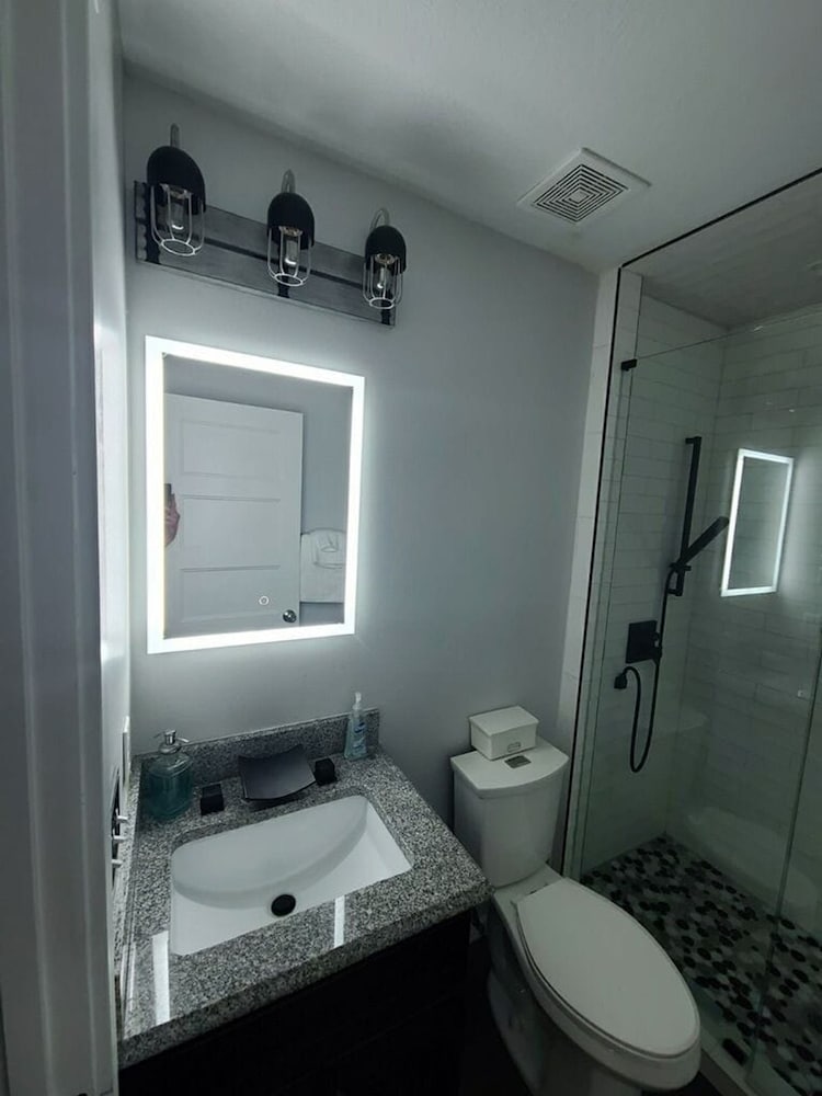 Remodeled and Inviting Free EV Charging Station Level 2