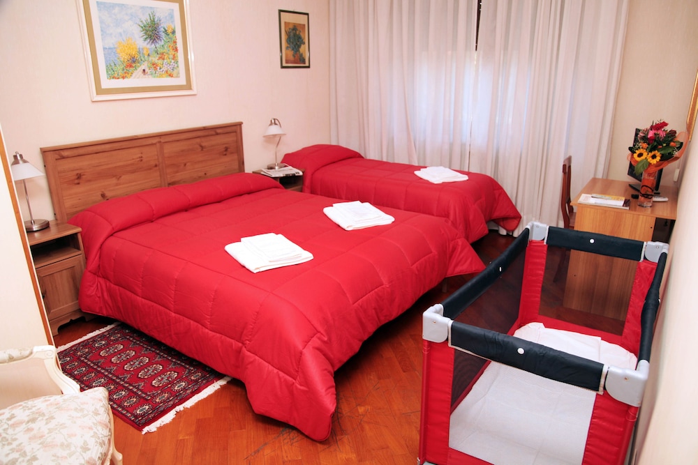 Kosher B&B The Home in Rome
