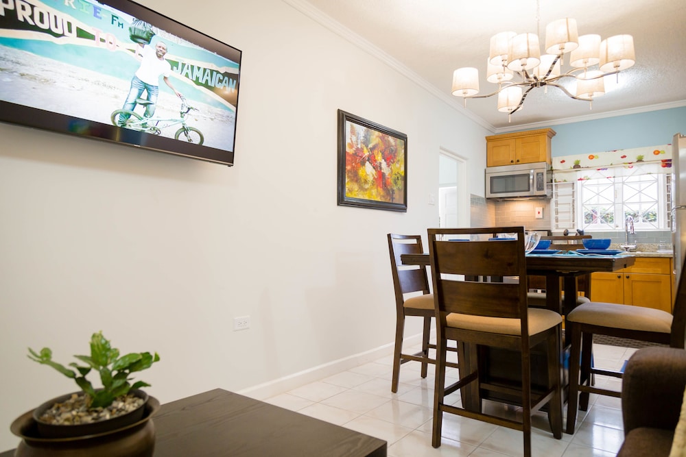 Centrally Located Guest Apartments