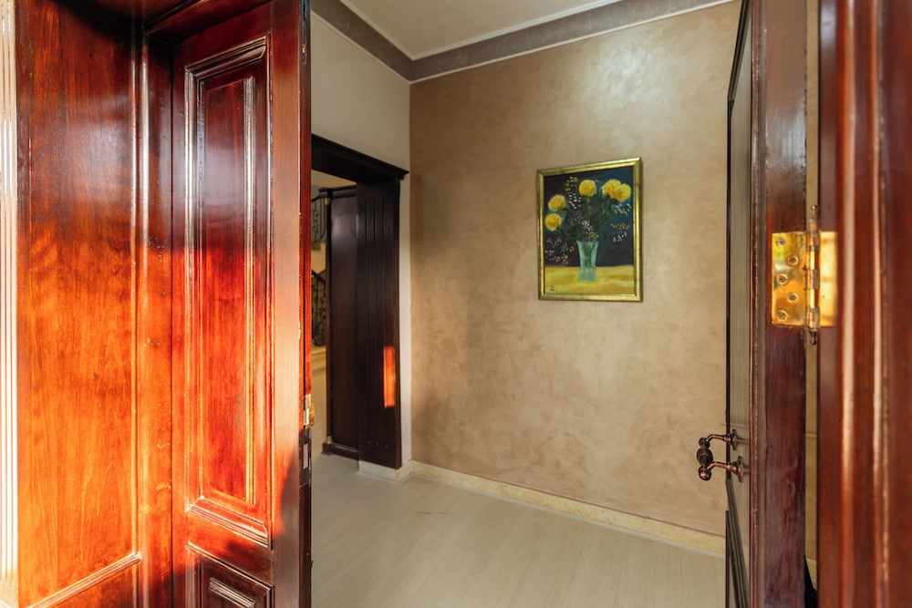 Host Prime Classic Villa At Rehab City view 3