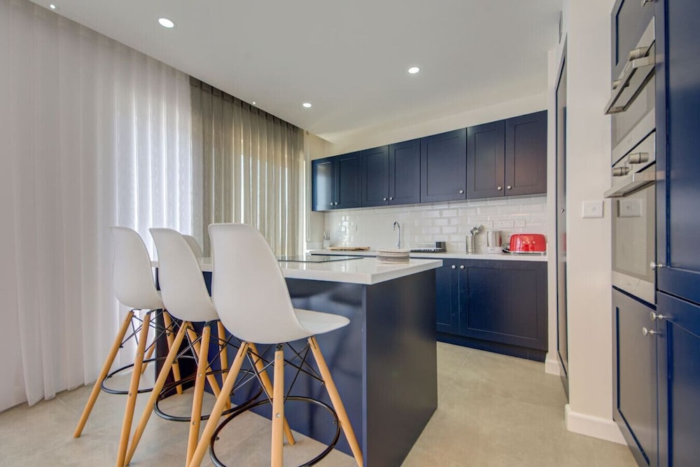 Stylish Gozo Penthouse Spacious and Quiet Terrace