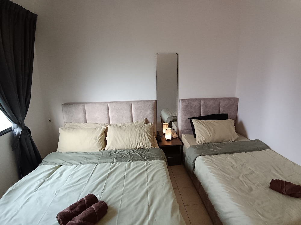 Jess Oasis Stay Tambun