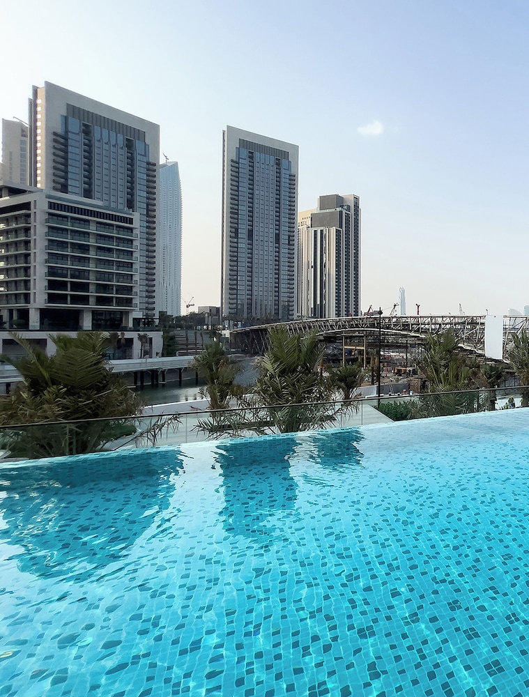 Cozy 1BR at Vida Residences Creek Beach