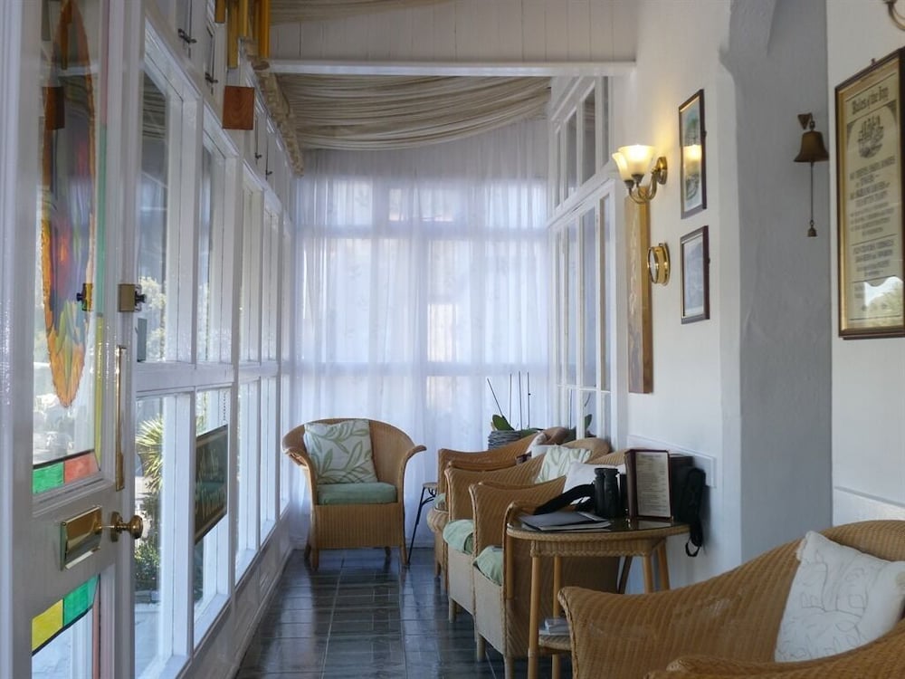 Looe Vacations - Dolphin Guest House - Property Image 10