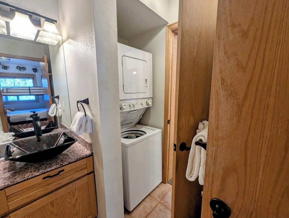 Cinnamon Ridge C114