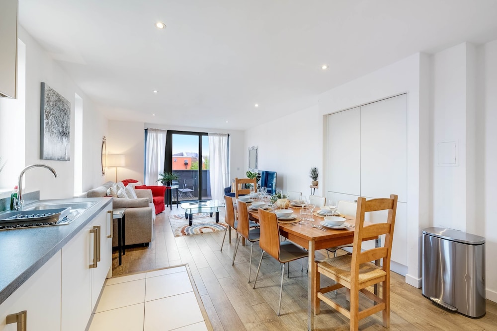 Bovet 3 Bedroom 1 Bathroom Apartment