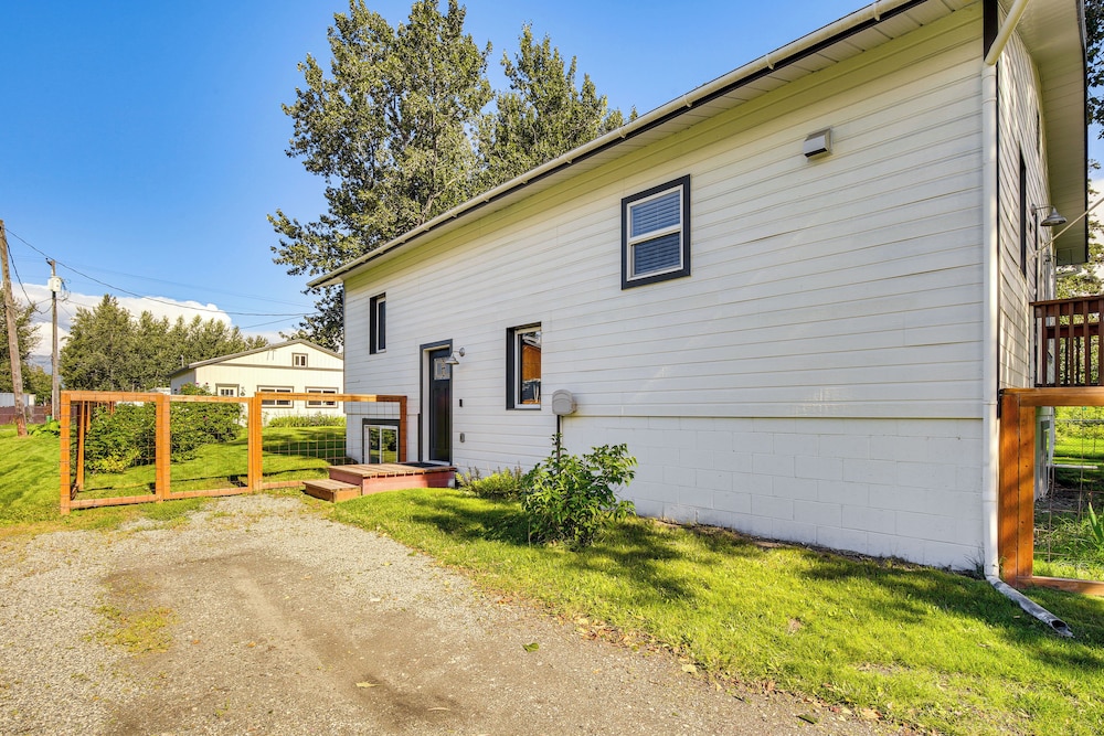 Updated Palmer Vacation Rental < 1 Mi to Downtown! view 3