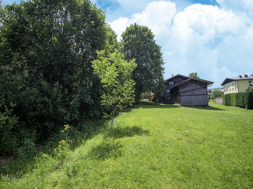 Spacious Holiday Apartment Near Kitzbuhel