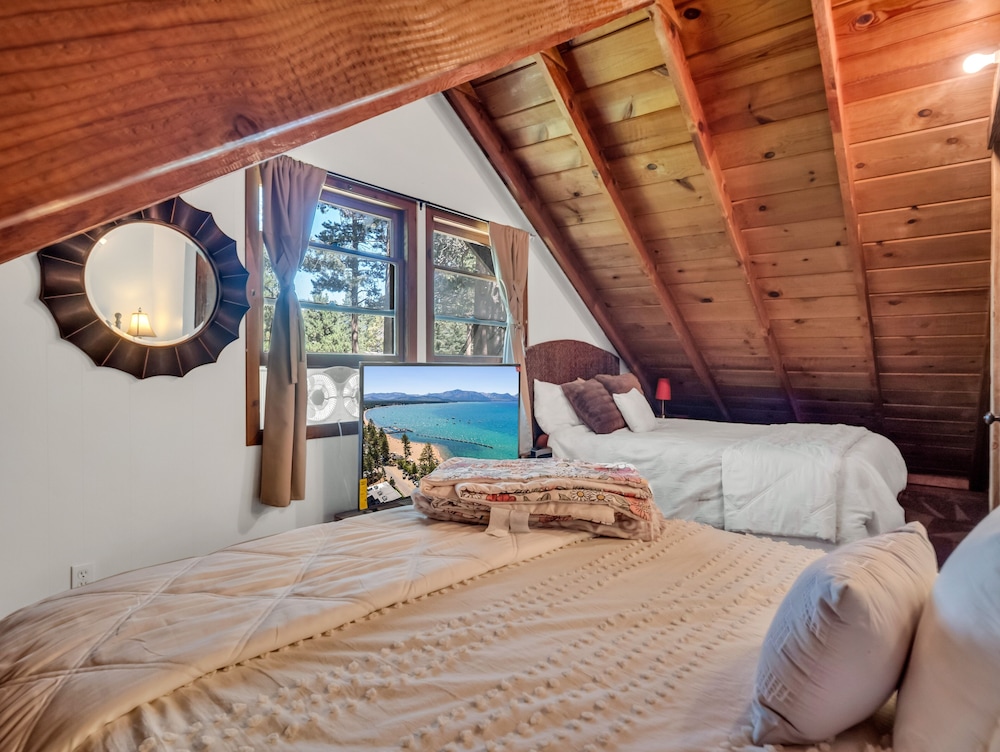 851h Tahoe Classic Cabin Near The Beach 2 Bedroom Cabin