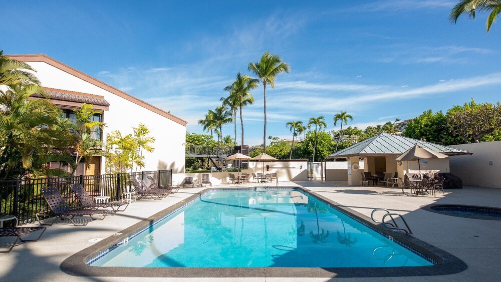 Upgraded 2BD Plus Loft - Amazing Golf & Ocean Views - In-unit AC - Vrkcv