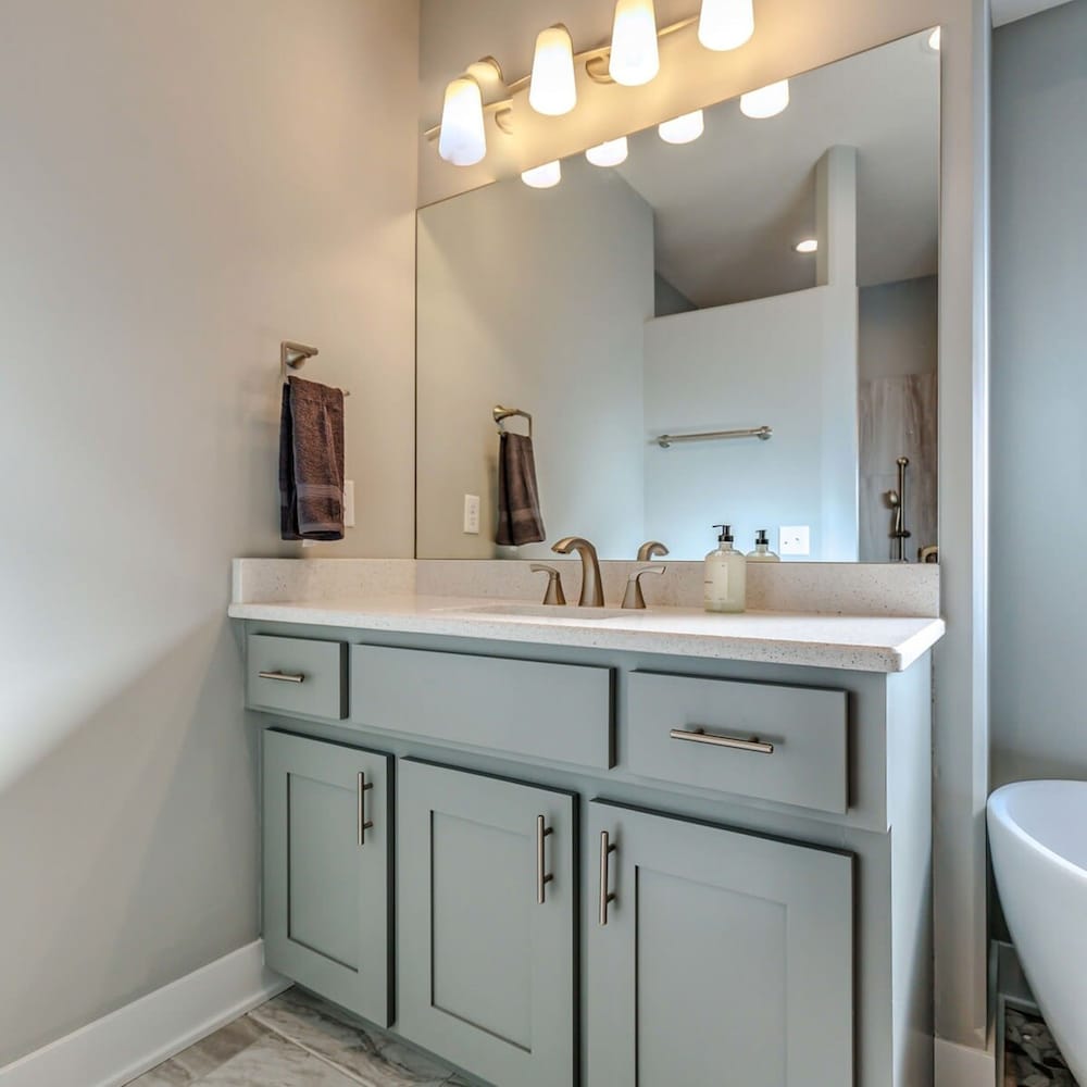 Luxury Retreat Modern 5BR Ranch in Bennington
