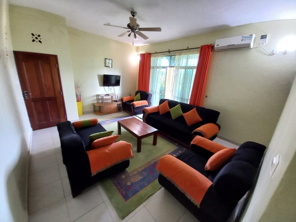 Sunset Paradise Holiday Homes By Blodrif view 5