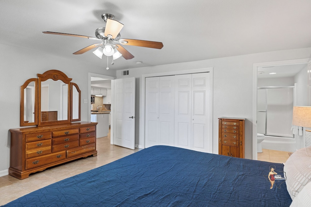 Bahia Mar Solare Resort Condos