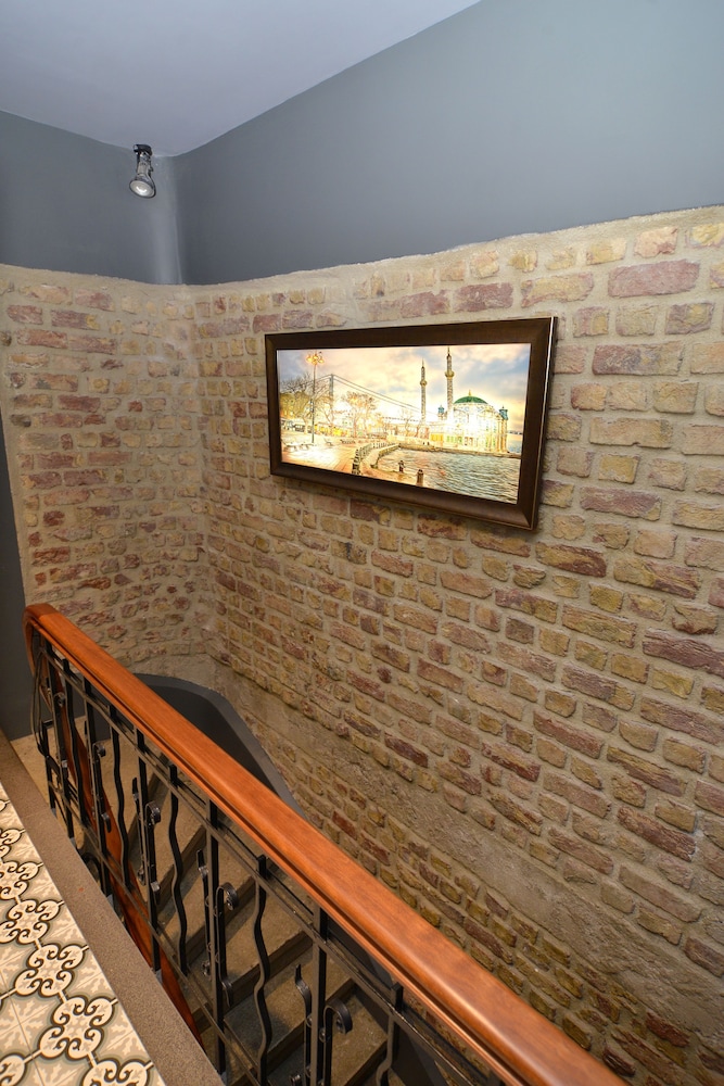 Pera Luna Residence - Özel Sınıf - Image 74