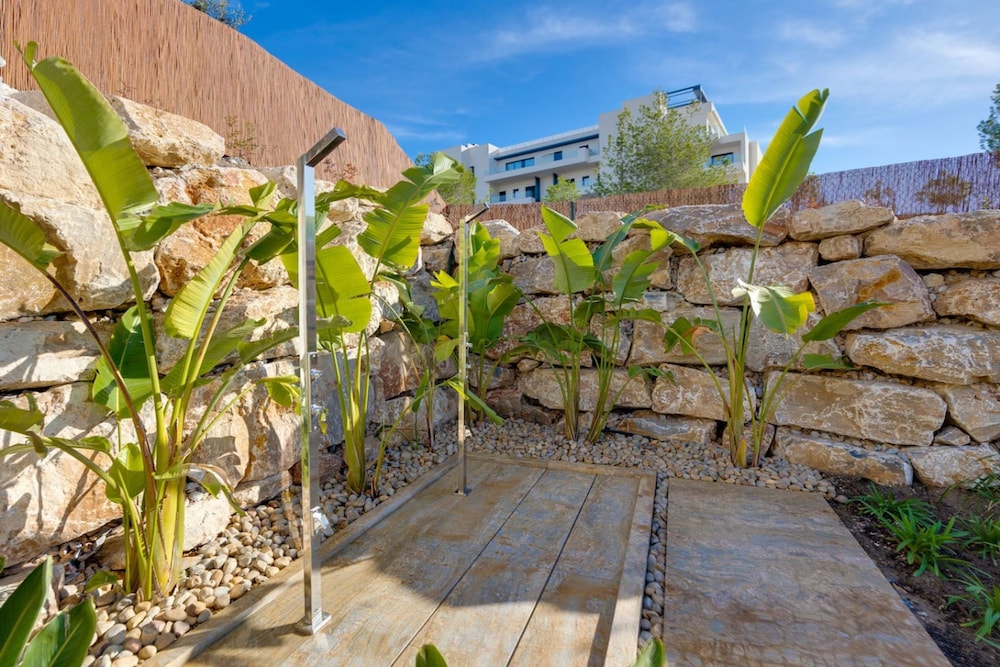 Kumquat Penthouse With Jacuzzi Rooftop Golf Las Colinas