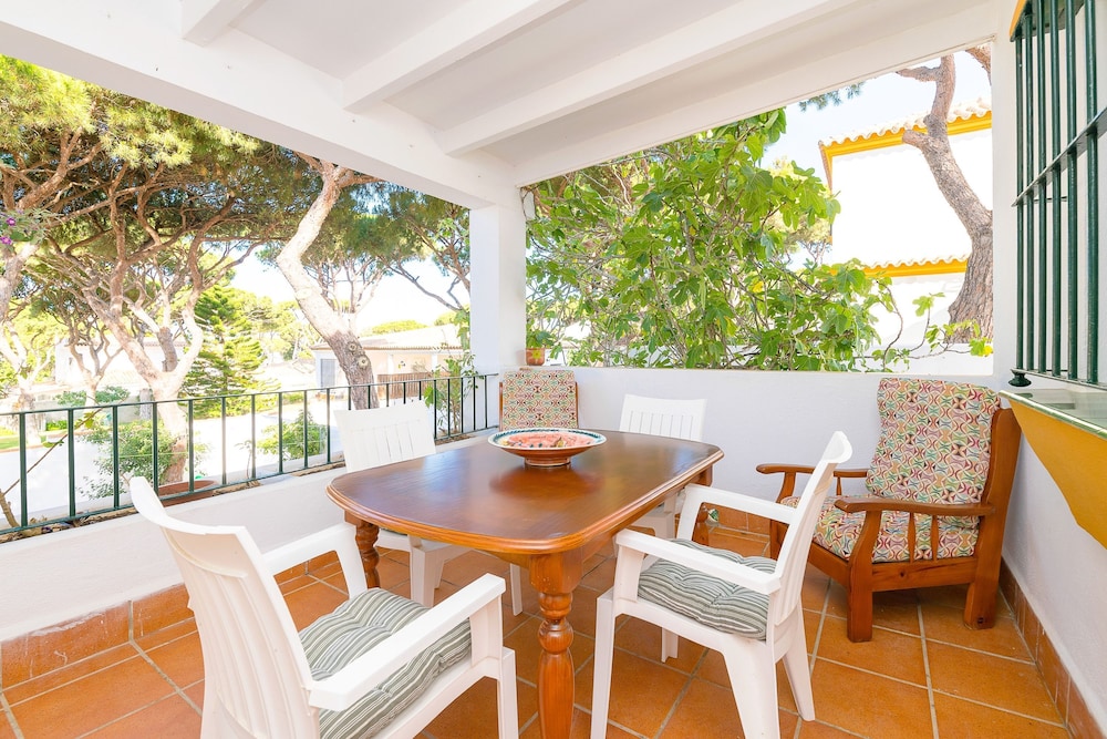 Villa Pinares in Chiclana de la Frontera