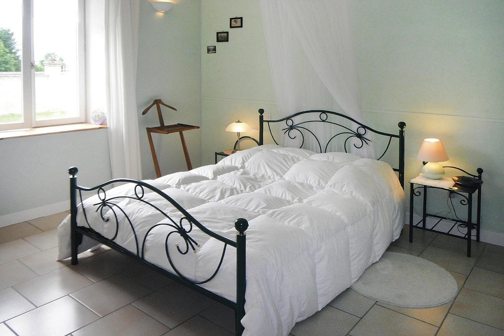 House Near Lac de Madine With Historic Charm