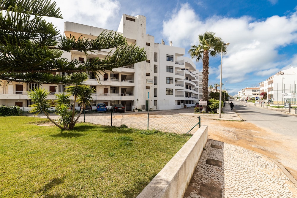Turigarden Flat in the Center of Olhos Agua