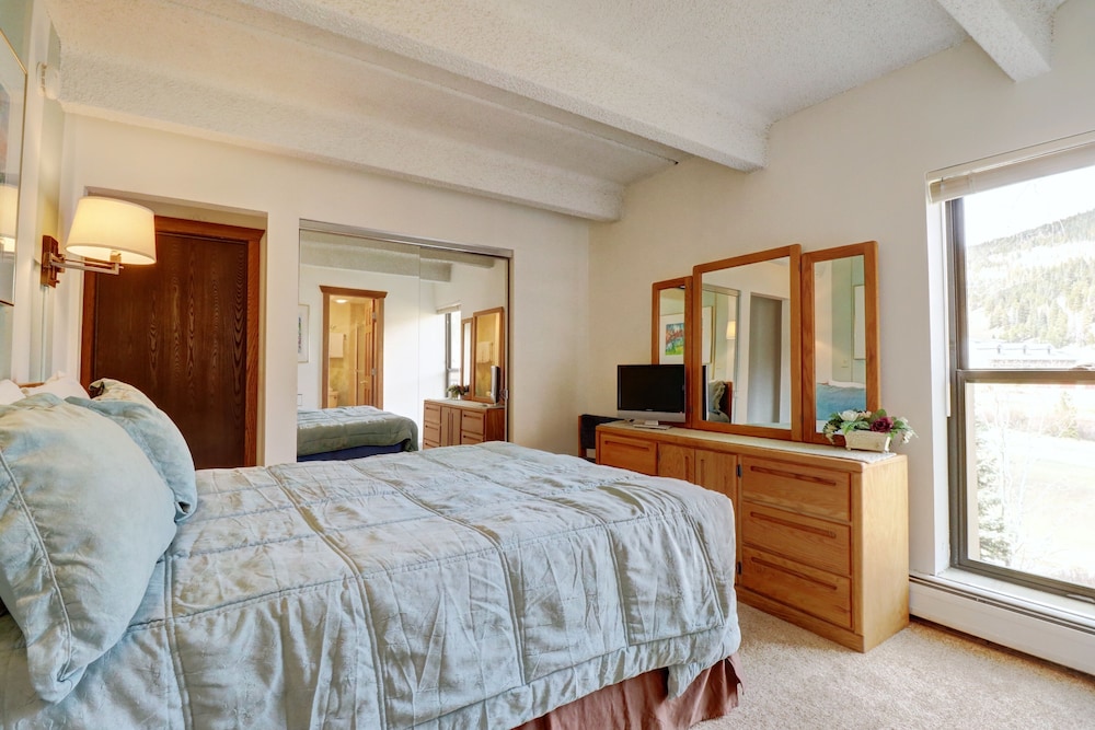 SkyRun - Vacation Condos in Copper Mountain Resort CO
