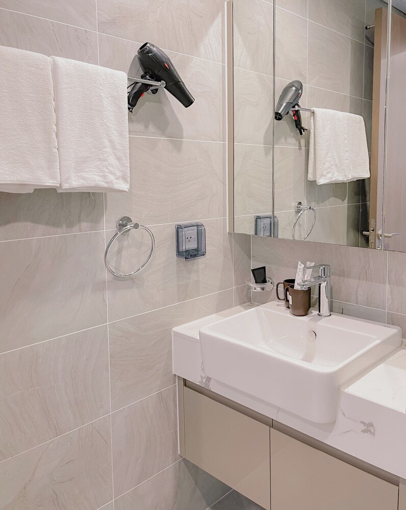 Vinhomes Ocean Park Apartment Ha Noi - 20 October Homestay