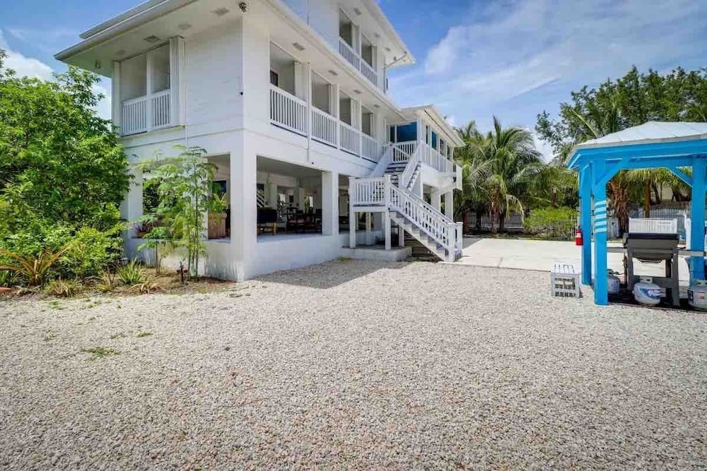 Atlantic View Luxury Villa with Pool