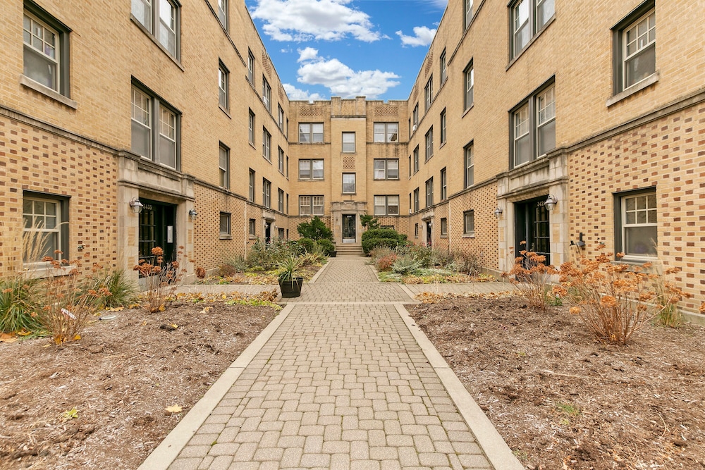 1BR Apt Safe Popular Spot in Marshfield - Image 5