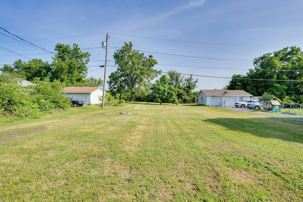 Charming & Convenient Home in Butler