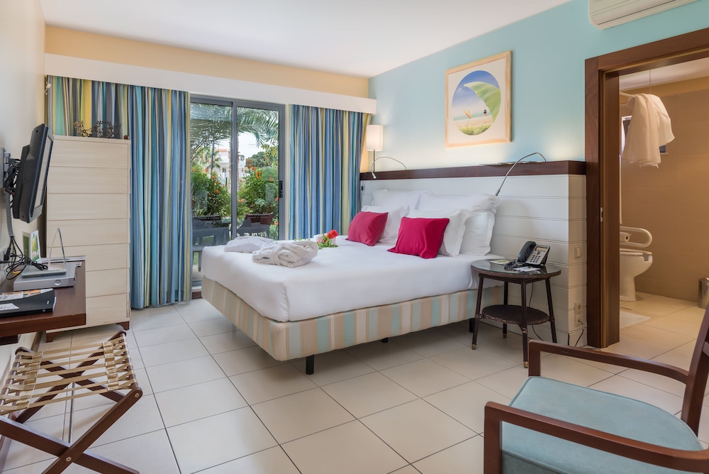 Porto Santo Vacations - Pestana Porto Santo Beach Resort  Spa - Property Image 56