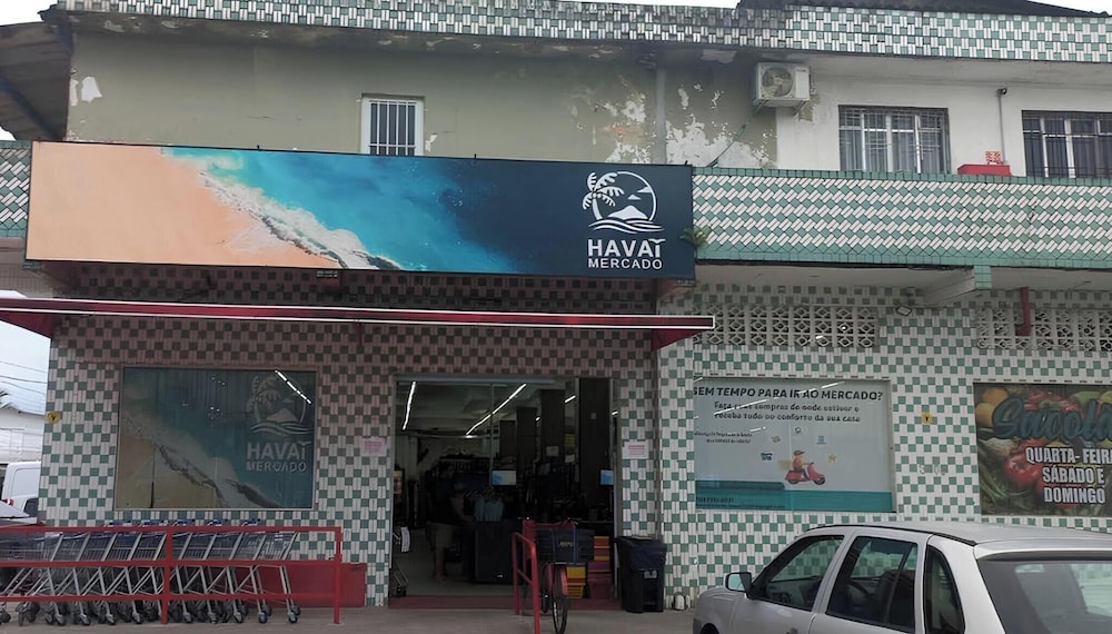 200m da praia c piscina e churrasqueira