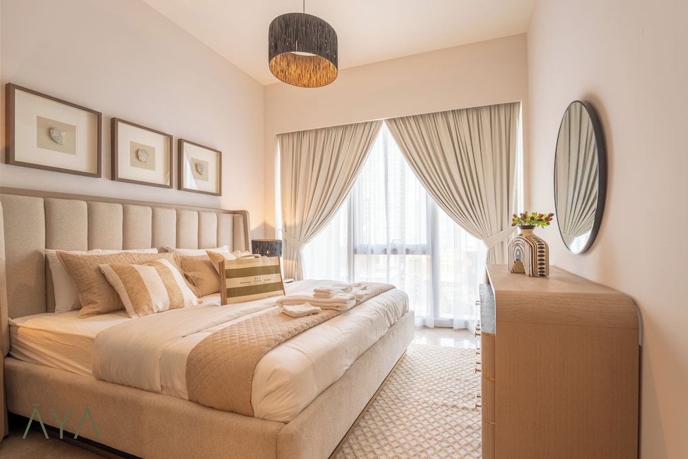 Downtown Luxe 1BR Vibes at Grande