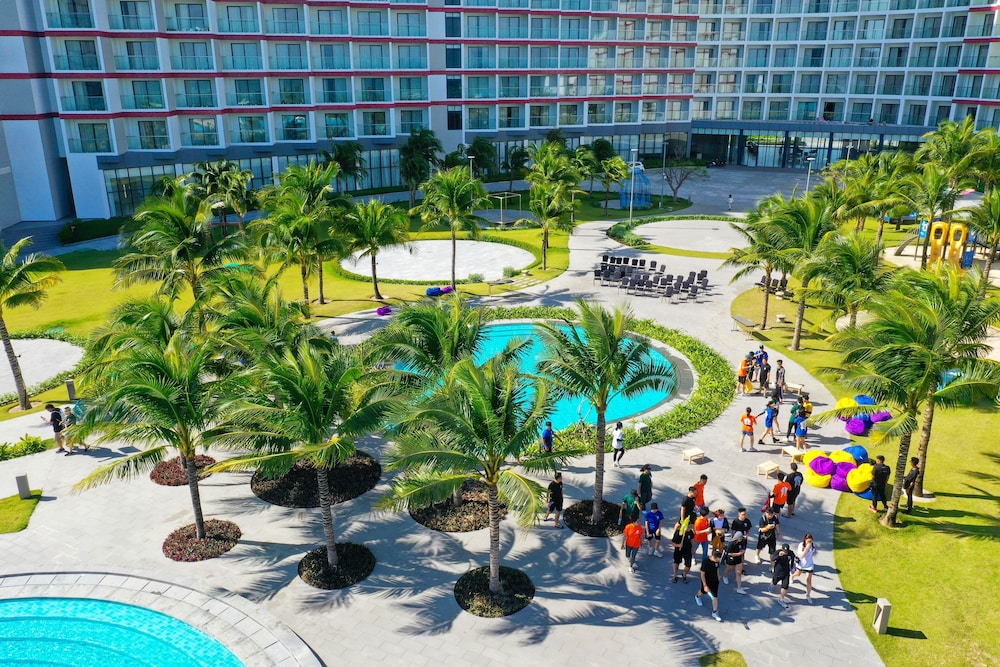 The Grand Arena Cam Ranh Hotel & Resort