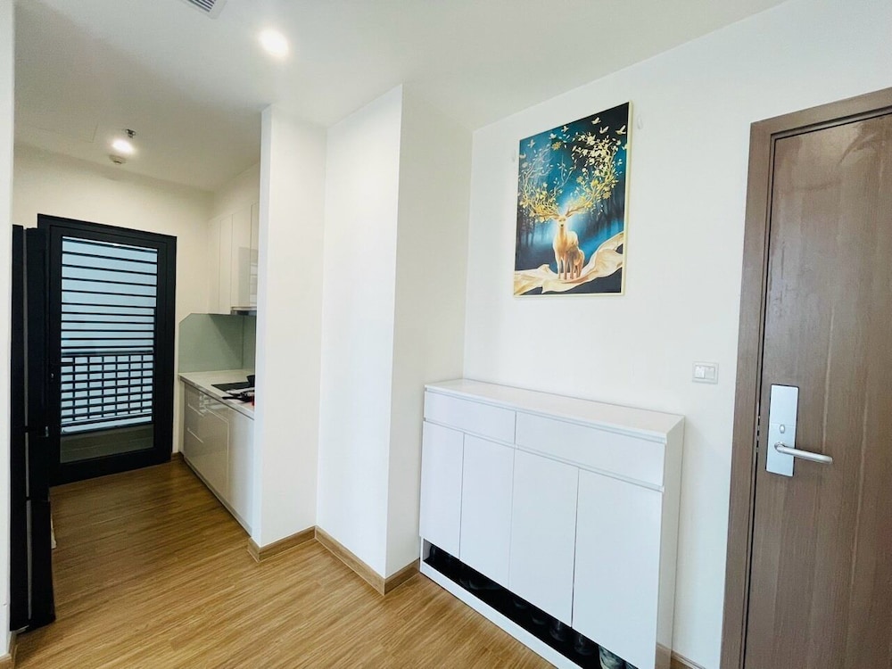 Sunny - Vinhomes Skylake Residences