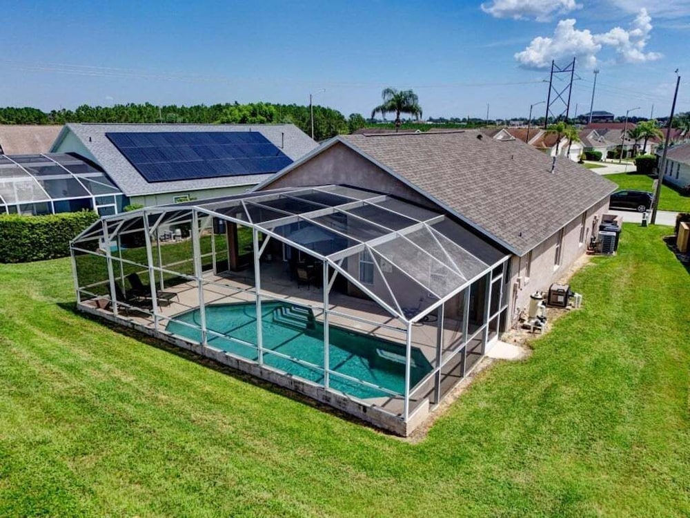 Cozy 4br Pool Home W/ Game Room Near Disney 4 Bedroom Villa
