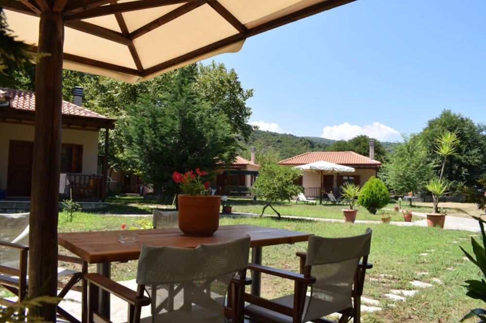 Dodis Village