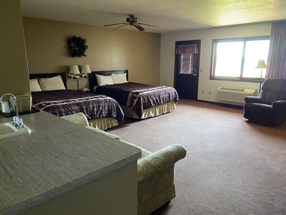 Horseshoe Bay Lodge