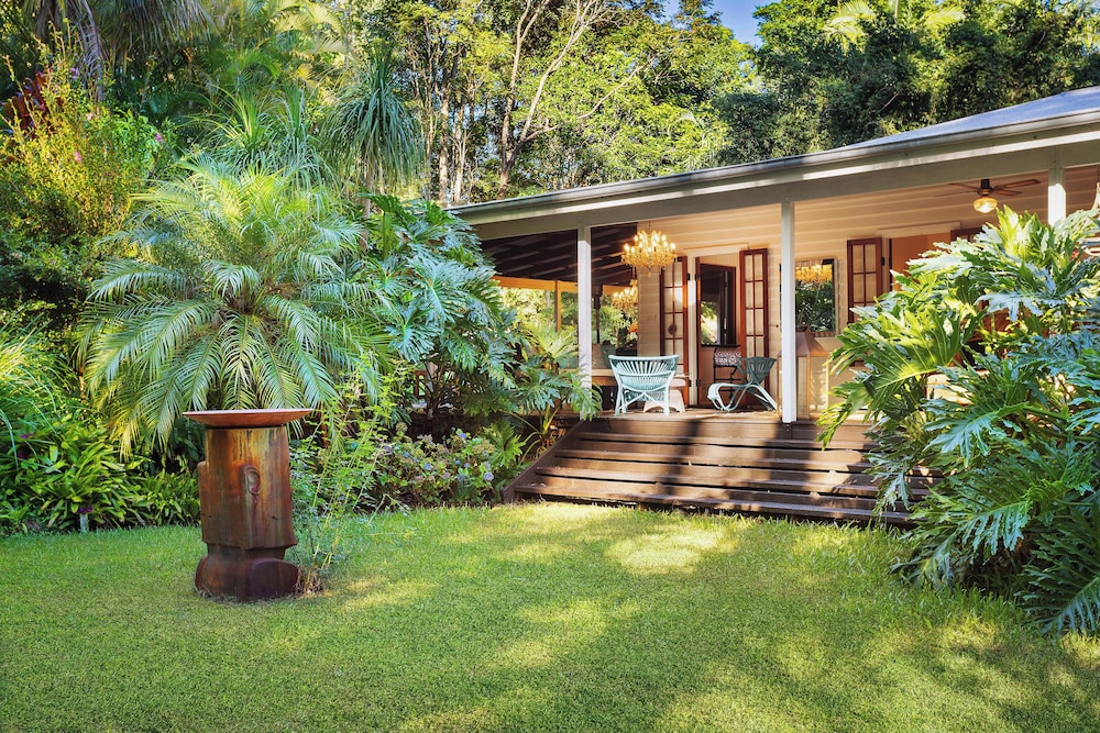 The Verandah House