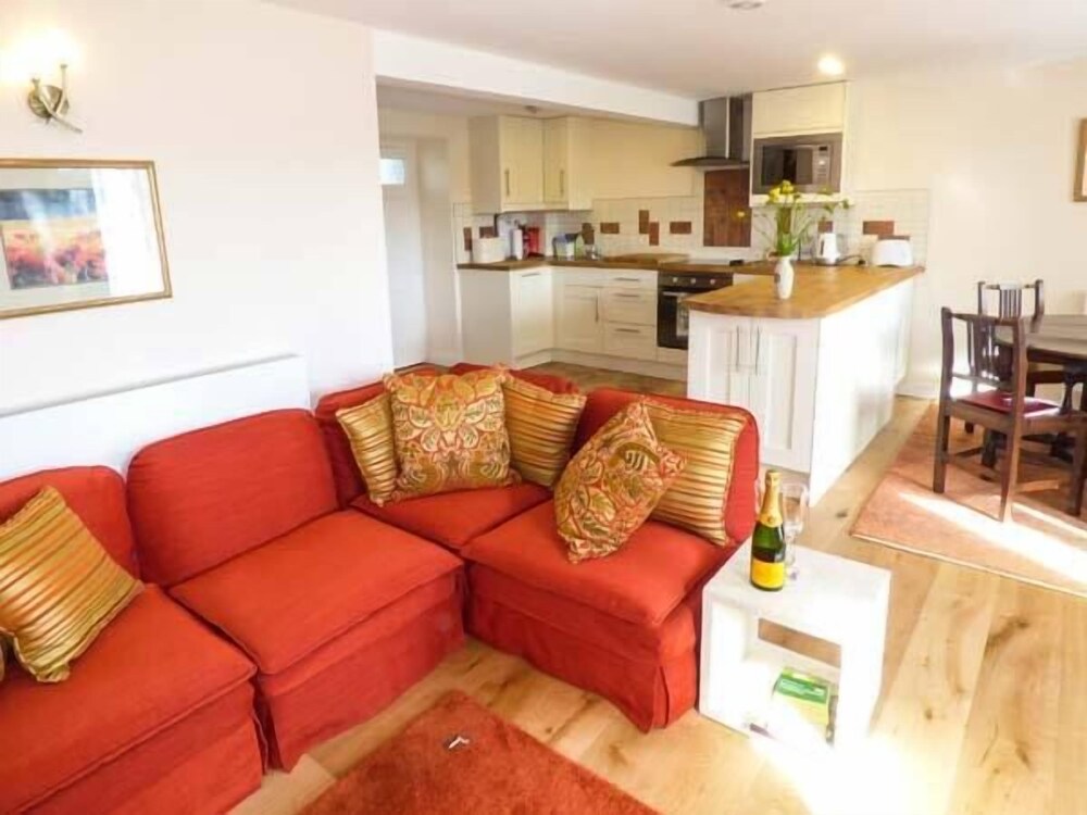 Kestrel Cottage view 5